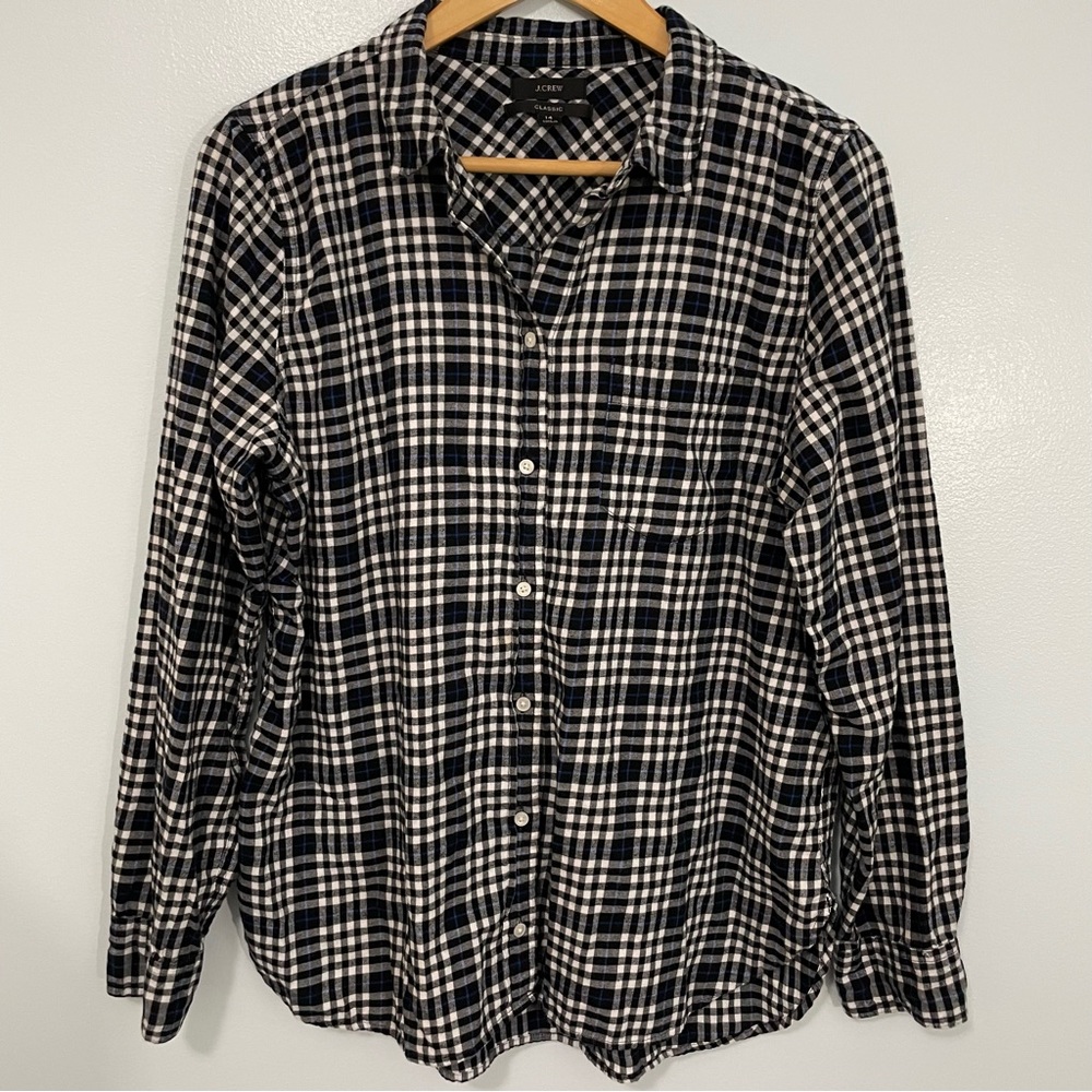 J. Crew Classic Soft Cotton Black White Blue Plaid Button Down Shirt 14
